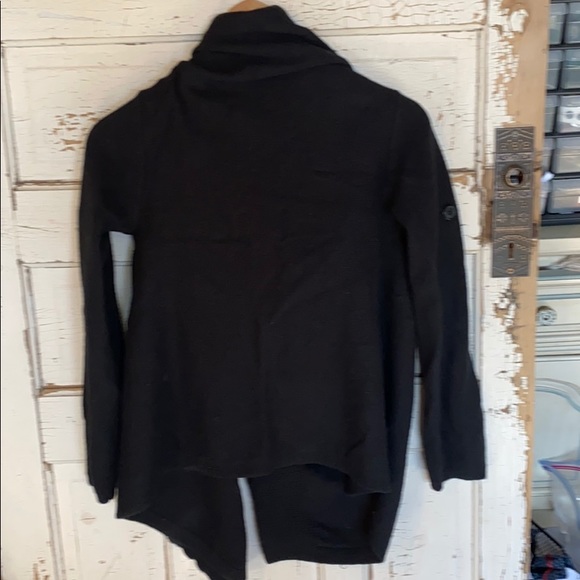 Black Ann Taylor Cardigan - Picture 2 of 4